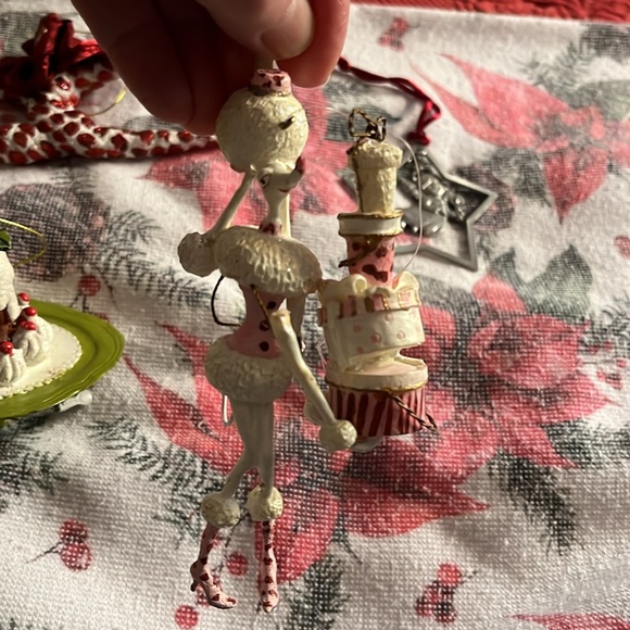 Lot of 4 Christmas Ornaments - Picture 4 of 5